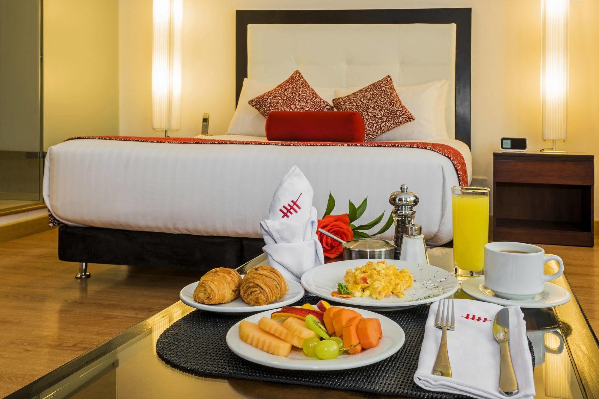 Hotel Hill House Usaquen Bogota Ngoại thất bức ảnh