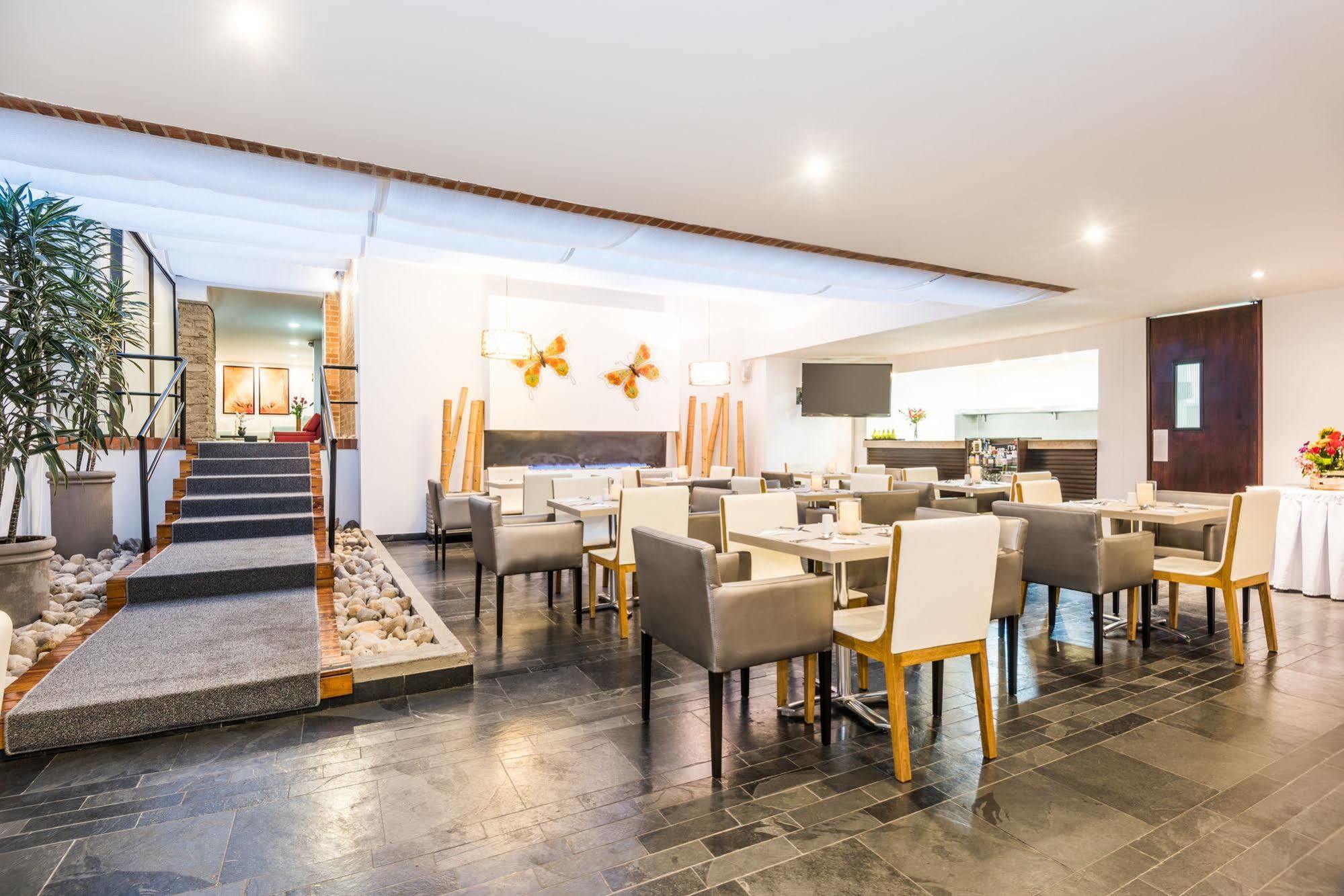 Hotel Hill House Usaquen Bogota Ngoại thất bức ảnh